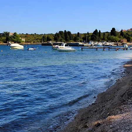 Appartamento With Parking Space Stinjan, Pula - 7368 *