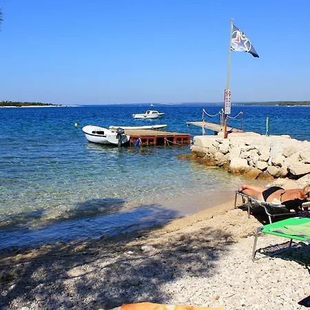 With Parking Space Stinjan, Pula - 7368 Appartamento Pola