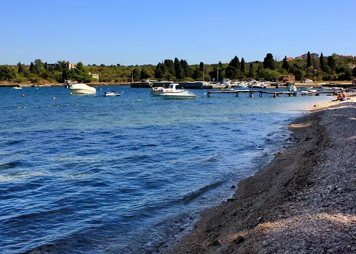 Appartement With Parking Space Stinjan, - 7368 *