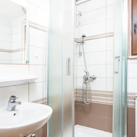 With Parking Space Stinjan, Pula - 7368 Apartment